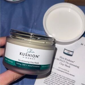 clay face masque new with seal